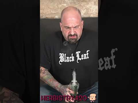 Hash Bong Rips — 3 Tips for Smoking Hash in a Bong