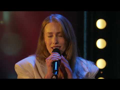 Píseň Sedávám na domovních schodech, zpěv Aneta Krejčíková - Show Jana Krause 15. 4. 2026