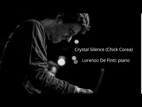 Cristal Piano Performance Video