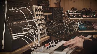 Ambient electronic Meditation 02 -Klaus Schulze inspired- Live Ambient Berlin school music 