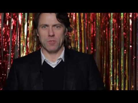 HUNGER TV: JOHN BISHOP CHRISTMAS CRACKER