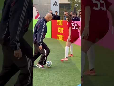 Zinedine Zidane 🇫🇷, 53 ans, et toujours autant de magie balle au pied ! 🪄✨⚽️ #shorts