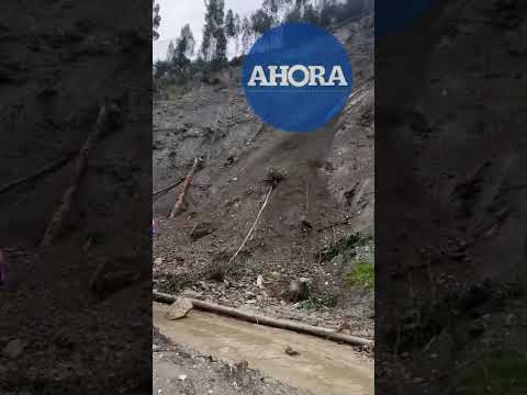 Deslizamiento en Tingo Chico–Pontó: bus de Aquiles quedó atrapado entre rocas y lodo