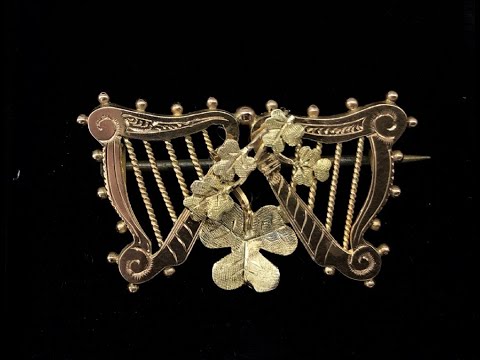 HARP AND SHAMROCK.  Irish tunes arranged by L. Johnston.