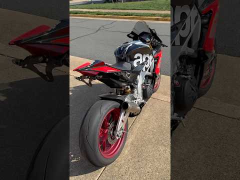 Aprilia RSV4 cold start with SC Project exhaust🔥