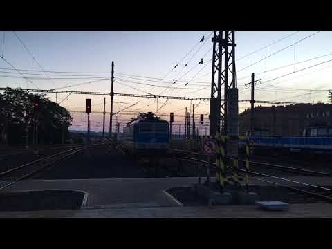 First Praha-Budapest RegioJet train at Praha hlavní nádraží