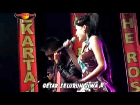 Nella Kharisma Feat. Gerry Mahesa - Kemesraan | Dangdut (Official Music Video)
