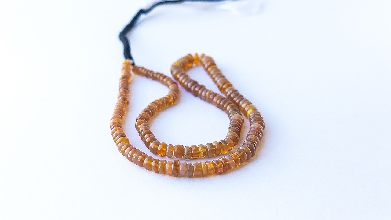 Ethiopian Opal | Smooth Rondelle | 4-6mm Bead Size | 42cm Strand Length video