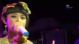 Download lagu Mawar Putih (Cover) Chantika imoet pallapa rockdut mp3