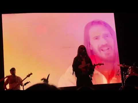 Carlos Sadness - Chocolate y Nata (Concierto en CCB Lima 30 Junio 2022)