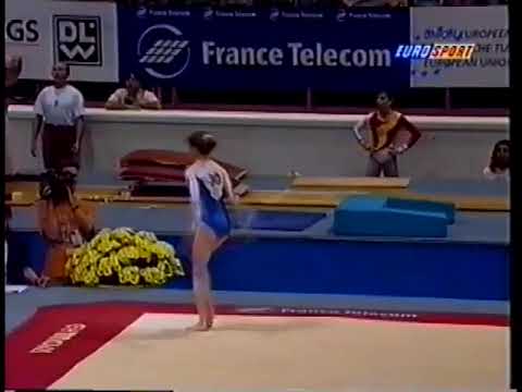 AA 1995 European Cup   Elisa Lamperti ITA FX