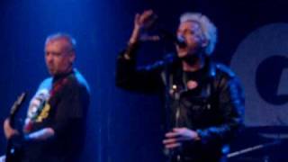 GBH, "HaHa/ Falling Down", Montreal, Foufounes Electriques, 17 juillet 2010.