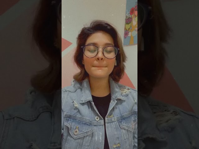 خاتم ملكي سداسي مع سلسال صدف افريفي