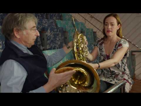Michael Tilson Thomas takes the Sarah´s Music Horn Challenge