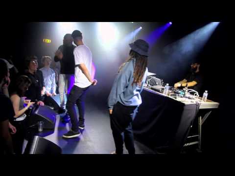 Improvisation de ynnek en plein concert