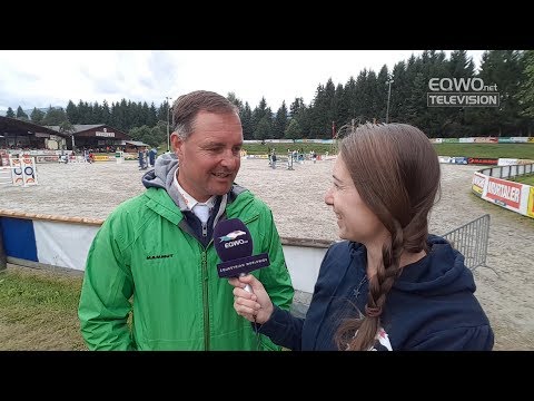 Dieter Köfler vor dem Casino Grand Prix von Farrach - EQWOtv