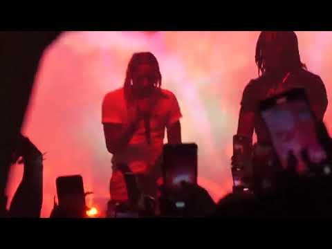 LIL DURK Raps KING VON, POOH SHIESTY, NARDO WICK & CHIEF KEEF, Phones Thrown @ 7220 Tour Houston