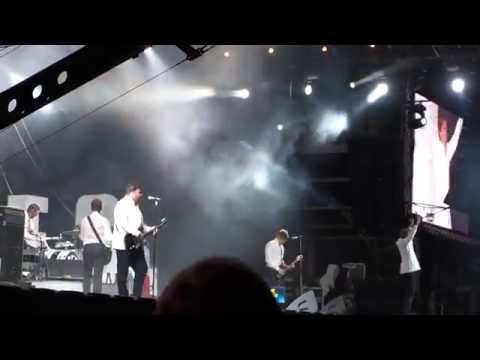 The Hives - Tick Tick Boom (Live @ Rock En Seine 2014)