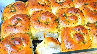 לחמניות שום שמן זית משגעות טרילר מטבח בקלי קלות ליהי קרויץ (ליהי קרויץ - מטבח בקלי קלות) - התמונה מוצגת ישירות מתוך אתר האינטרנט יוטיוב. זכויות היוצרים בתמונה שייכות ליוצרה. קישור קרדיט למקור התוכן נמצא בתוך דף הסרטון לחמניות שום שמן זית משגעות טרילר מטבח בקלי קלות ליהי קרויץ (ליהי קרויץ - מטבח בקלי קלות) - התמונה מוצגת ישירות מתוך אתר האינטרנט יוטיוב. זכויות היוצרים בתמונה שייכות ליוצרה. קישור קרדיט למקור התוכן נמצא בתוך דף הסרטון