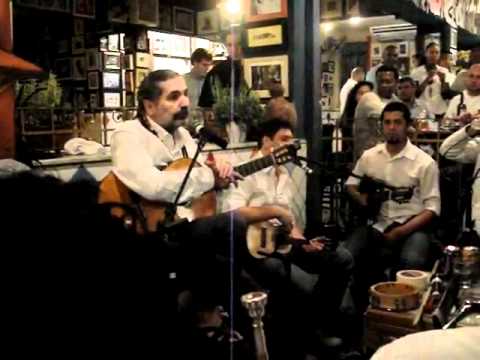 Leandro Costa (ex-Dose Certa) no Bar Samba com Moacyr Luz e o Grupo 2.