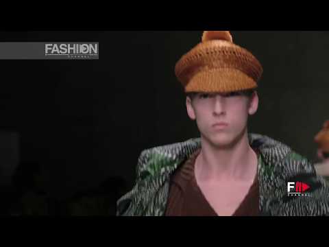 BURBERRY Menswear Spring 2012 Milan - Fashion Channel