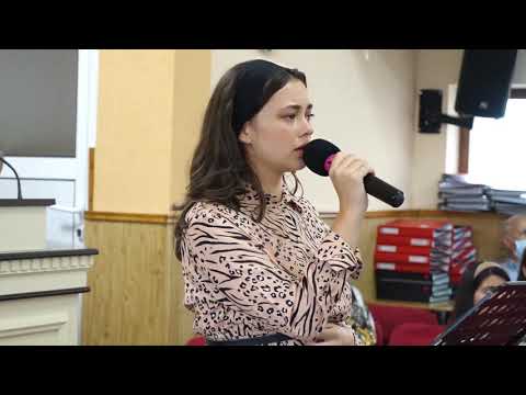 Buble Lorena: Isus, m-ai cuprins din necuprins