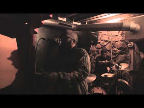 BIG MENU feat Escandaloso Xpósito - Robadors23 Hip-Hop Sessions (Part 2)