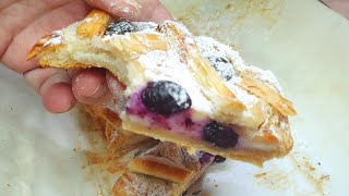 שטרודל גבינה נפלא ללא סוכר או עם סוכר A wonderful cheese strudel without sugar or with sugar (ליהי קרויץ - מטבח בקלי קלות) - התמונה מוצגת ישירות מתוך אתר האינטרנט יוטיוב. זכויות היוצרים בתמונה שייכות ליוצרה. קישור קרדיט למקור התוכן נמצא בתוך דף הסרטון