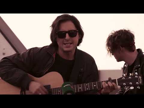 Sunday Sessions Berlin - Carl Barât  & The Jackals