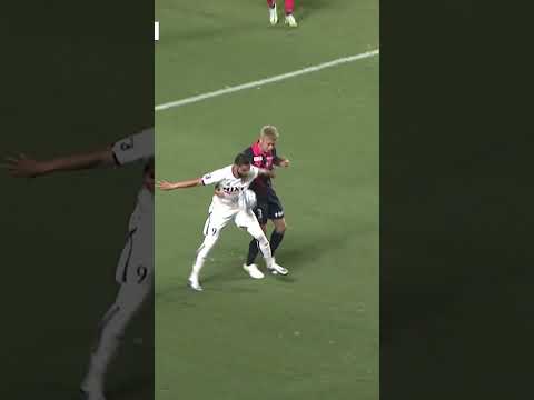 ファーストタッチで勝負あり！松木玖生の抜け出し&豪快ショット🔥【ゴール動画】