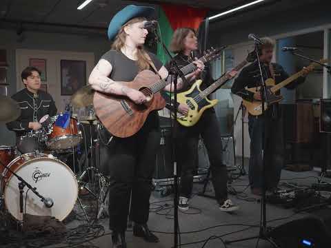 Embla and the karidotters: "Click your heels" @ Big Dipper Oslo