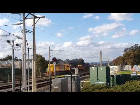 Aurizon Clyde Engineering/Downer Rail Q4009+8 Tankers Passes Thornlie Southbound