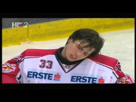 2013 03 08 PlayOff 8 Medveščak-RBS (2:3) trecina3