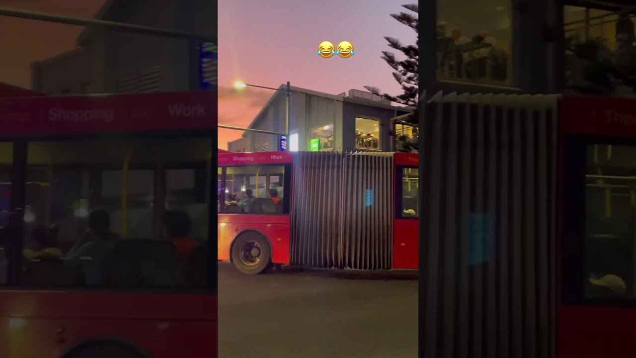 Bendy bus got stuck at a Bend 😂🤣 #bendybus #bendy #australia #sydney #tour #bus #drivingfails