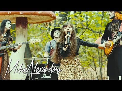 Angela Gheorghiu - Da-o Mai Departe | Official Video