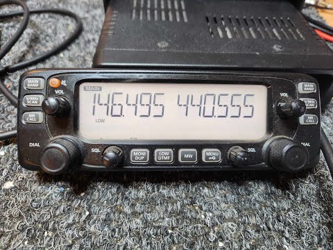 Icom 2730 2m / 70cm true dual band that covers everything beautifully in a quality mobile radio.