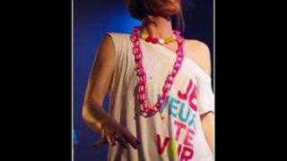 Yelle &quot;Dans Ta Vraie Vie&quot;