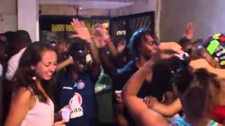 Samba de Arer�   Inventando Moda