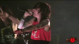 Breathe Carolina - "Welcome To Savannah" Live! in HD