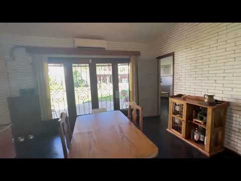 Video de YouTube - VENTA DE CASA EN CARRASCO SUR CON PISCINA Y CUATRO GARAJES