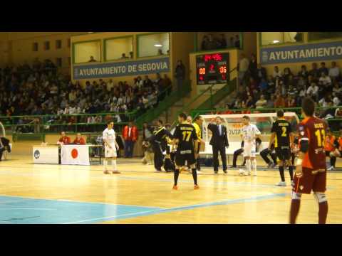 Partido Caja Segovia F.S. 2 - Lobelle Santiago 6. 25ª Jornada LNFS 26/3/2011 (8)