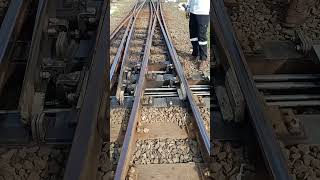 Download lagu train ka track kaise change hota hai Indian railways#shortvideo #railway #youtubeshorts #shortsfeed mp3 Download lagu train ka track kaise change hota hai Indian railways#shortvideo #railway #youtubeshorts #shortsfeed mp3