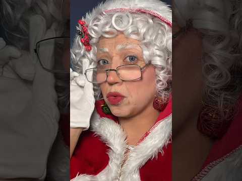Mrs. Claus #shorts #xmas #creativemakeup #christmasmakeup #makeup #mrsclaus #santa #makeuptutorial