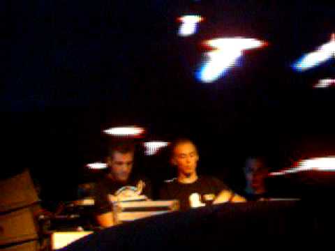 Coone vs Psyko punkz