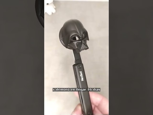 Vídeo relacionado con Amazon Essentials Disney | Marvel | Star Wars Chaqueta de forro polar con cremallera completa y cuello Perkins Niño, Star Wars Darth Vader, 2 años