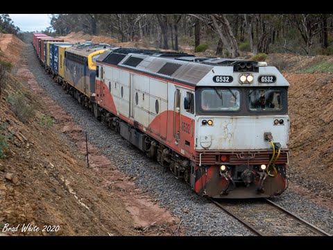 G532 and B80 at Tarnagulla on 9178 Ultima containers- 2/6/20