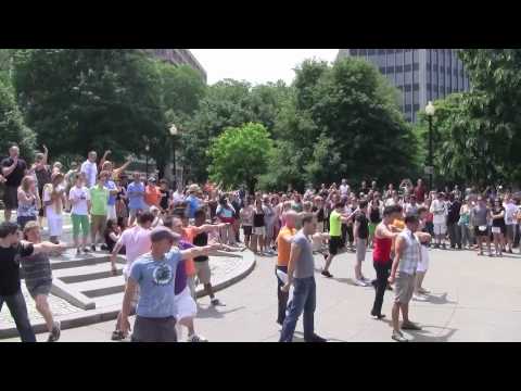 Flash Mob Mamma Mia Dupont Circle