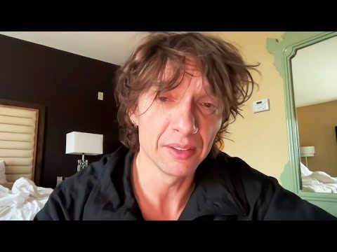 Do Happy Or Sad People Make Better Music?