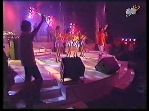 download lagu mp3 mp4 Marta Cuando Pueda Te Vacuno, download lagu Marta Cuando Pueda Te Vacuno gratis, unduh video klip Marta Cuando Pueda Te Vacuno