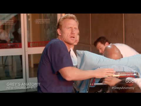Ambulance Explosion Sneak Peek - Grey's Anatomy